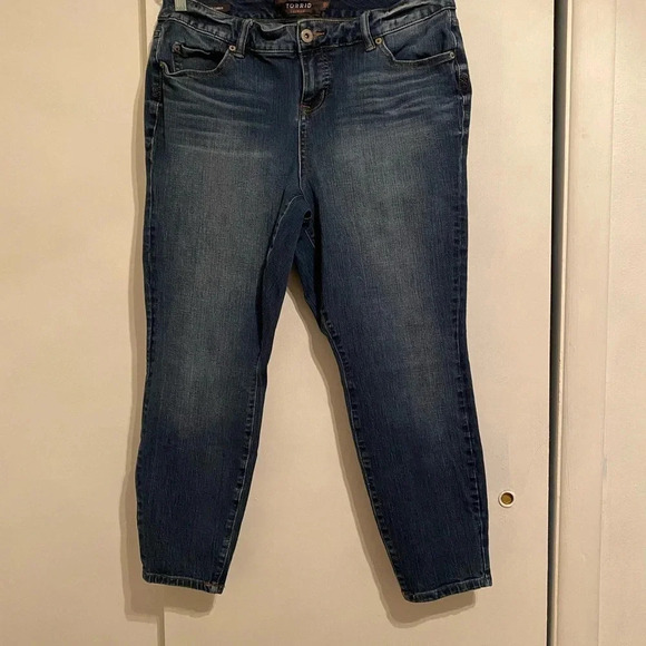 Torrid Premium Women Blue Stretch Skinny Denim Jeans Size 14R - Picture 5 of 6